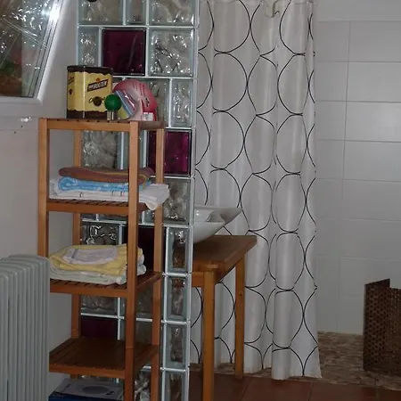 Chambres D'hotes Et Gite Sous La Tonnelle بيت ضيافة Saint-Julien-des-Landes